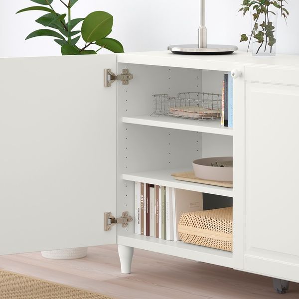 IKEA BESTA (ИКЕА БЕСТО), Комбинация с дверцами, белый/Смевикен/Каббарп белый, 120x42x74 см, 393.848.70 39384870 фото