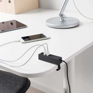 IKEA USB-зарядное устройство с зажимом, черное LÖRBY, 103.819.66 10381966 фото