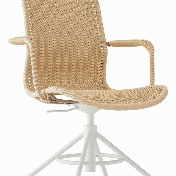 IKEA Вращающееся кресло с подлокотниками, бежевый/белый STIGBYGEL, 505.564.31 50556431 фото