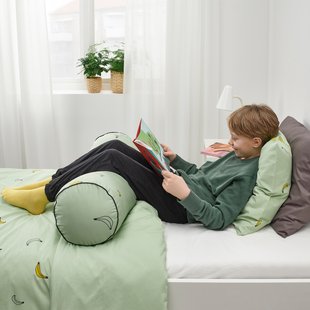 IKEA VANKRETS (ИКЕА VÄNKRETS), Подушка, банановый узор, бледно-зеленая, 80 см, 004.914.04 00491404 фото